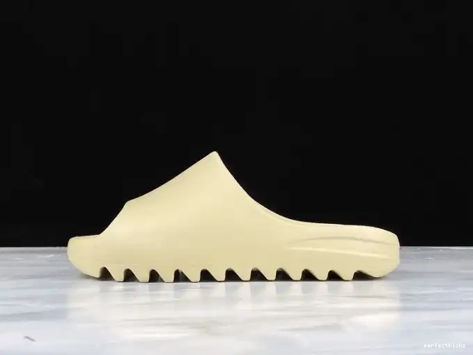 Adidas Yeezy FW6345 Slide Bone 0517